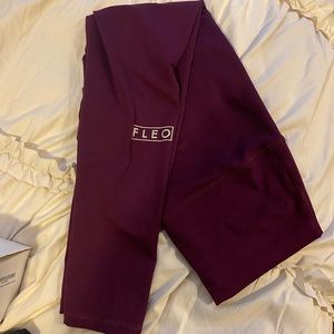 Fleo - 25” plum el toro